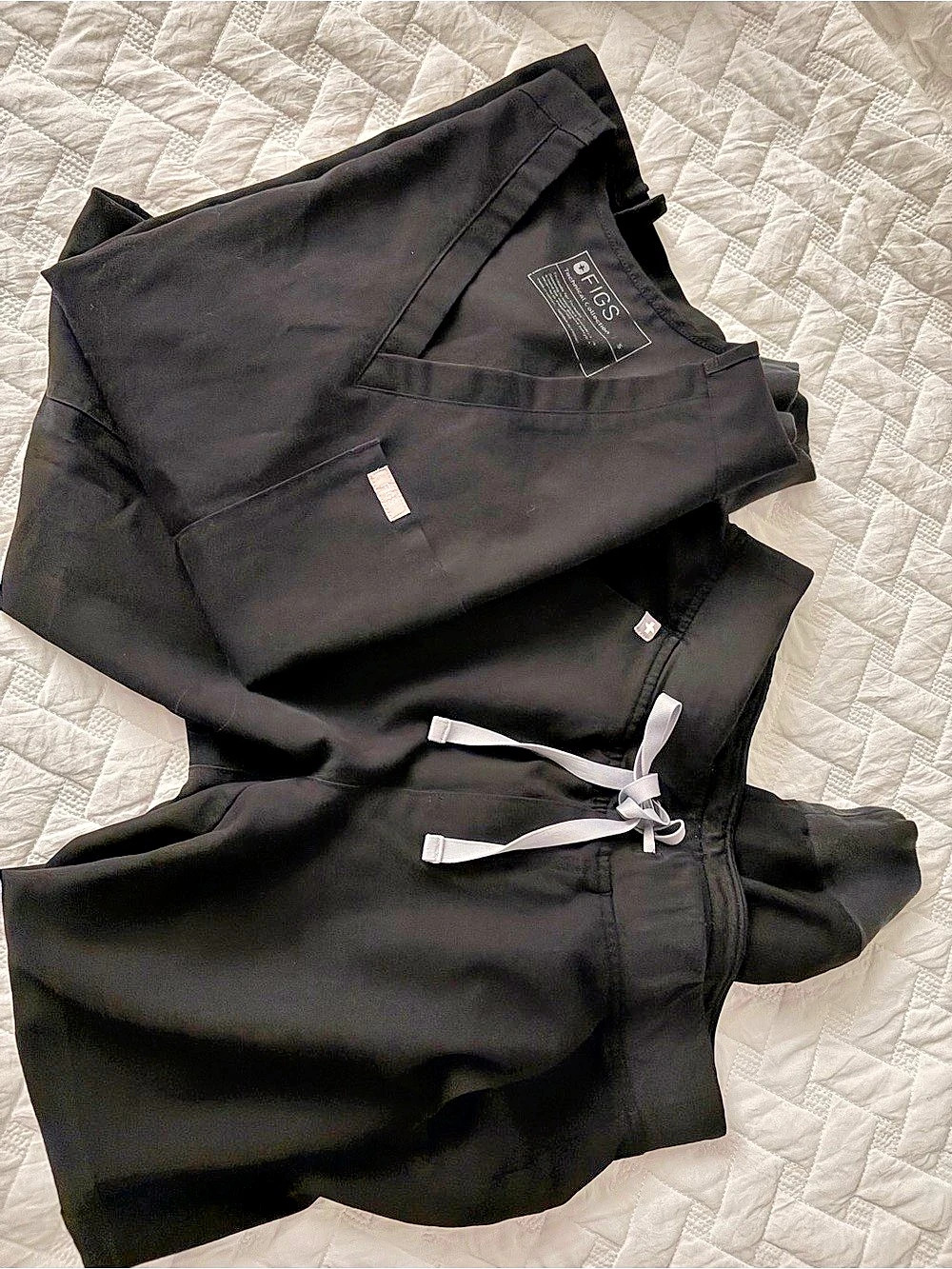 FIGS Technical Collection Black Small jogger set
